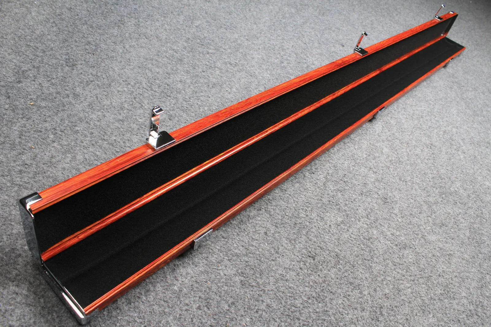 deluxe 3/4 aluminium cue case with 2 slots