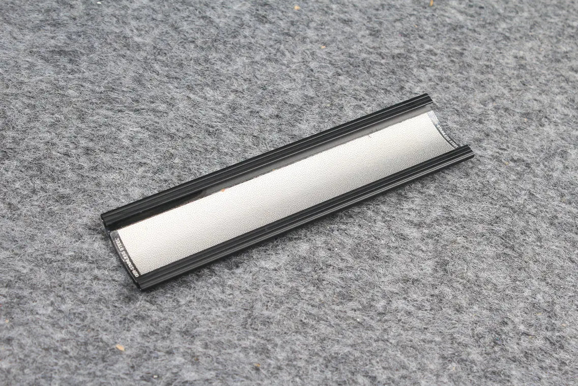 plastic snooker or pool cue tip sharper/tip burnisher