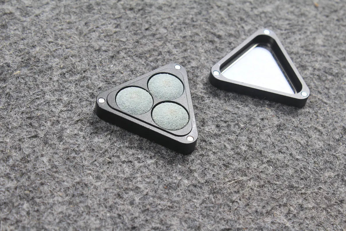 aluminium alloy magnetic triangle cue tip storag box